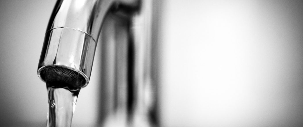 Bisphénol A (BPA), parabènes et phtalates partout, y compris dans les eaux françaises !
