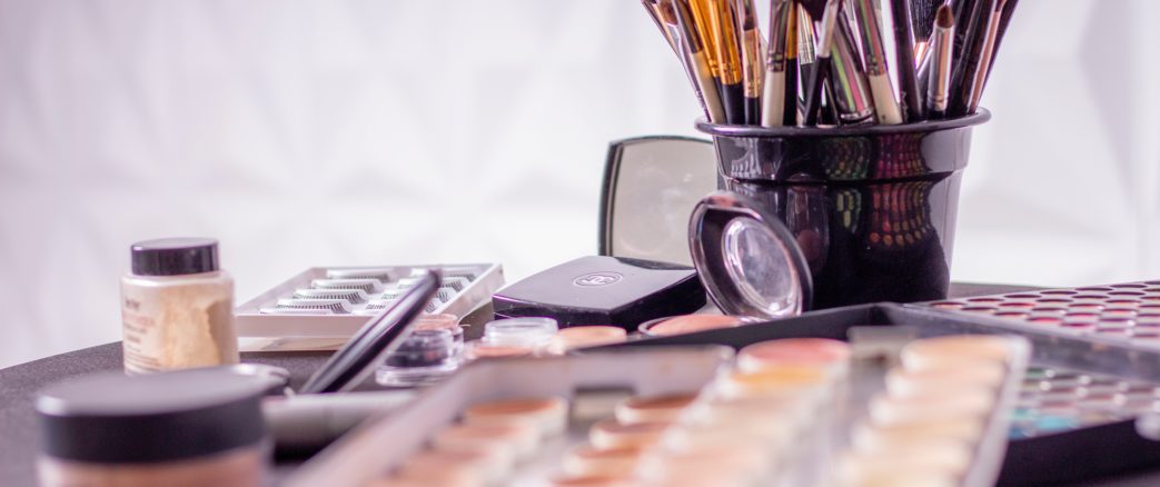 Cosmétiques: la réglementation change pour 2 parabènes